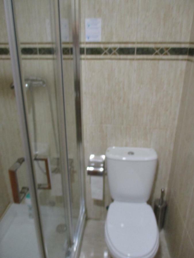 Hostal Becares ปาเลนเซีย ภายนอก รูปภาพ